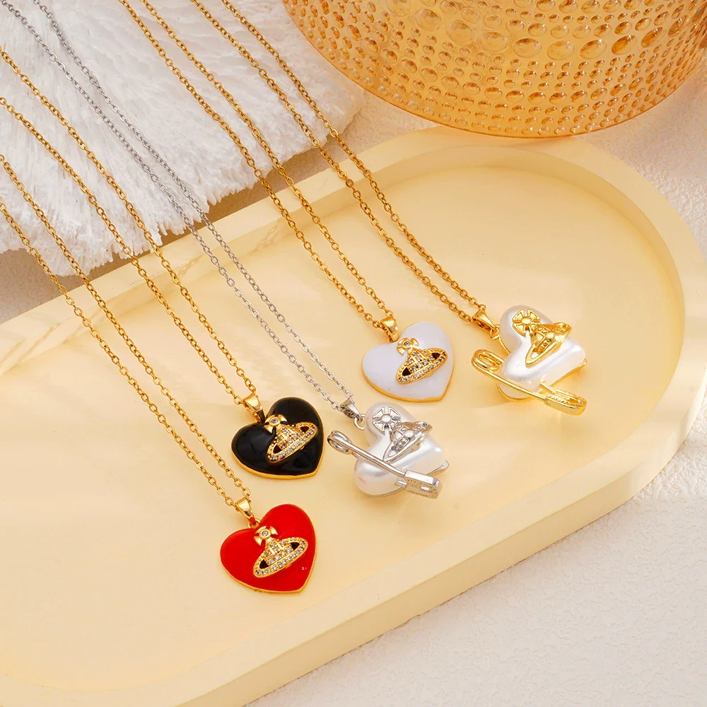 Wholesale Women's Heartshaped Copper Stainless Steel Clavicle Chain Choker With Mixed Gemstone Pendant And Electroplating