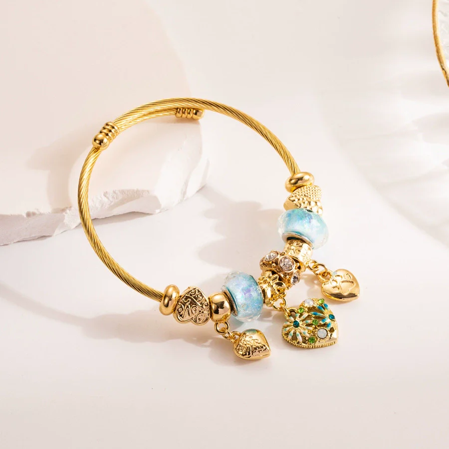 Wholesale Women's Heartshaped Diamond Alloy Bracelet For Students And Girlfriends - Image 7