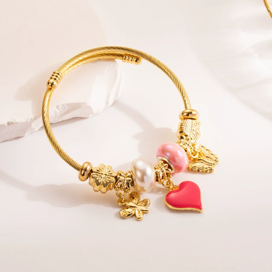 Wholesale Women's Heartshaped Diamond Alloy Bracelet For Students And Girlfriends - Image 8