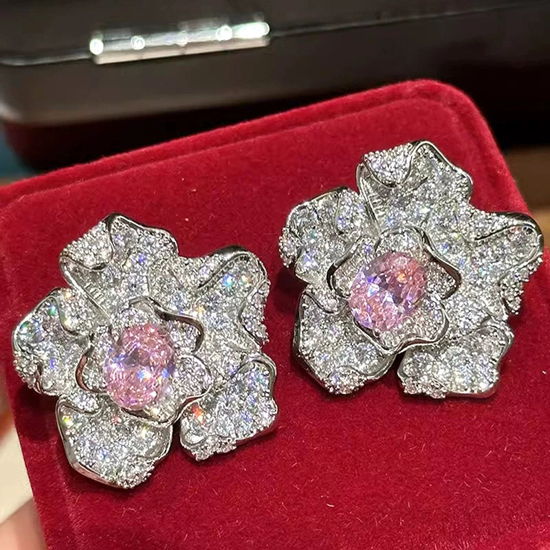 Wholesale Women's Highend Geometric And Flower Design Earrings Copper Set With Zirconia - Image 2