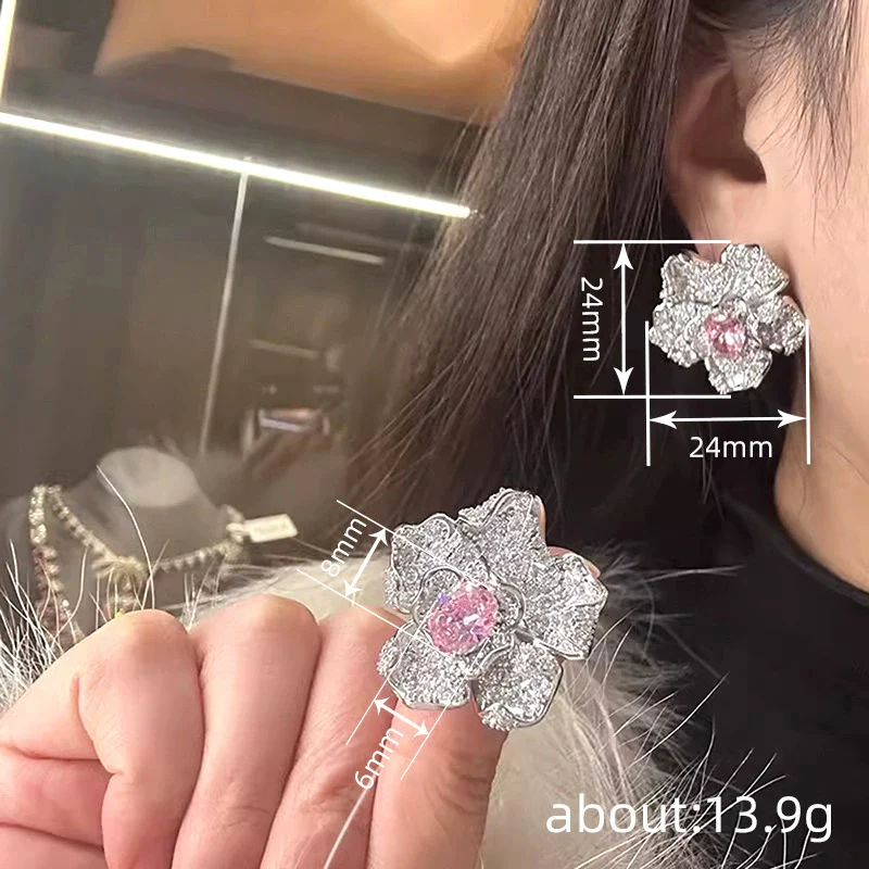 Wholesale Women's Highend Geometric And Flower Design Earrings Copper Set With Zirconia - Image 4