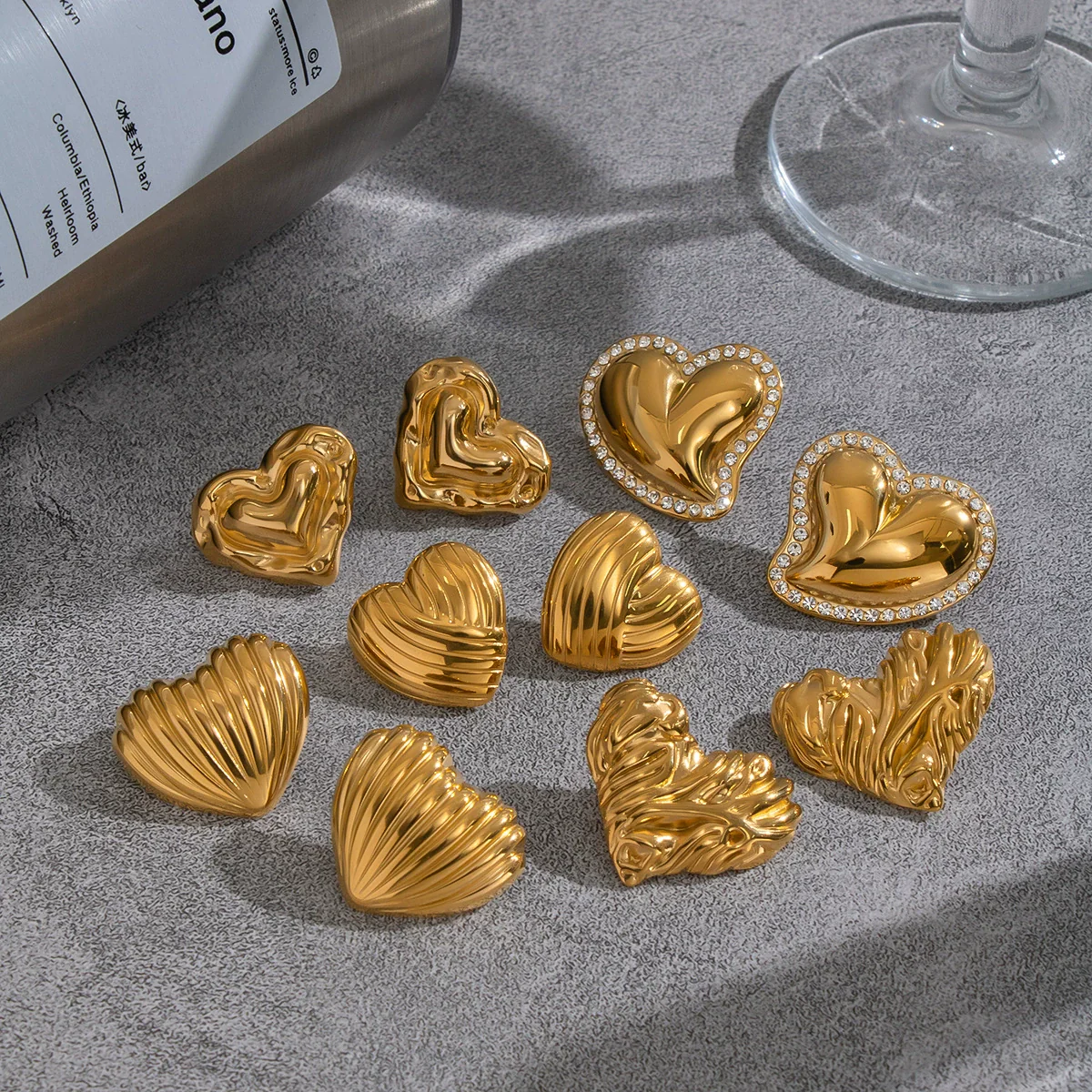 Wholesale Women's Highend Heart Shape Earrings With Pvd Furnace Vacuum Real Gold Plating Stainless Steel Ear Needles - Image 3