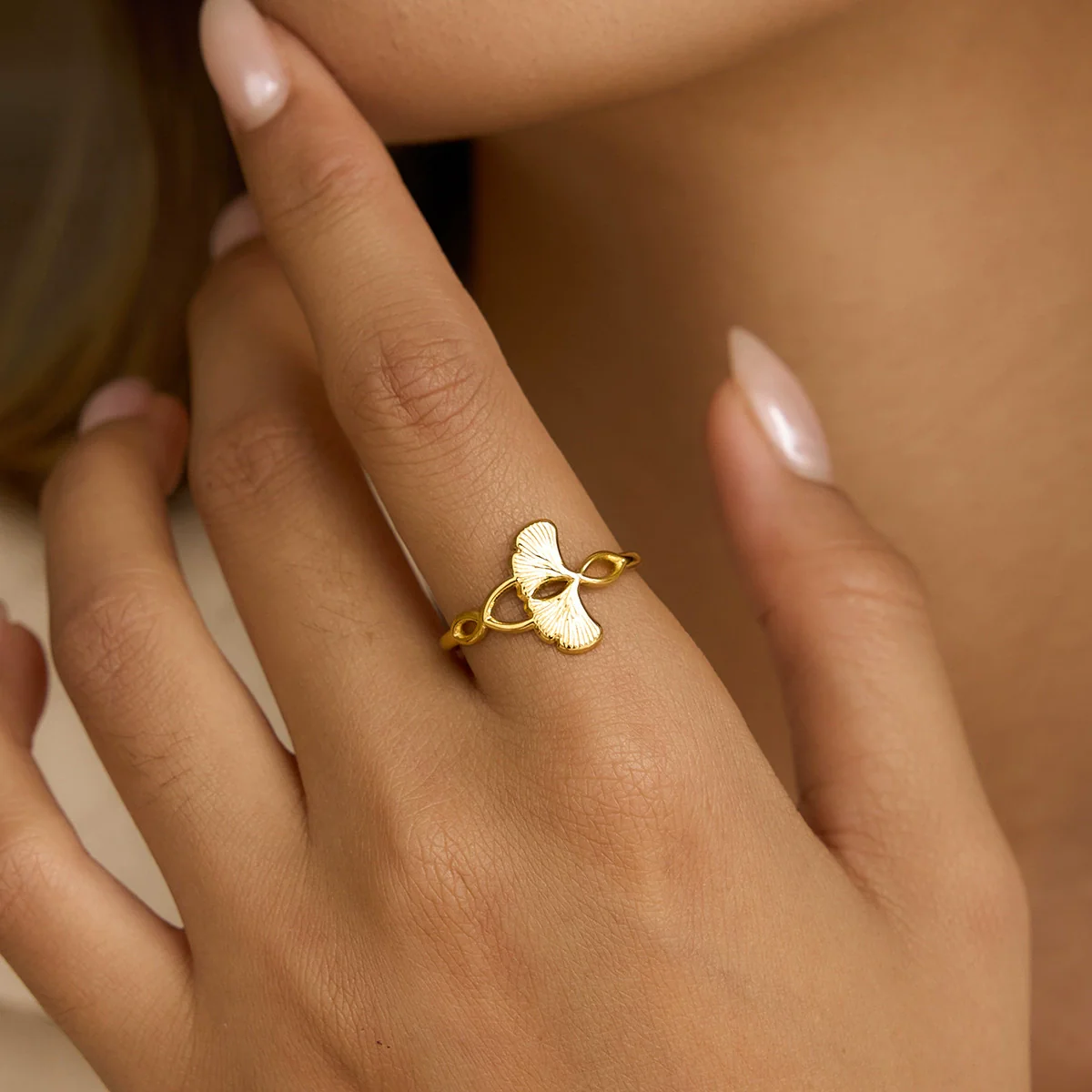 Wholesale Women's Ins Style Electroplated Stainless Steel Ginkgo Leaf Adjustable Open Ring Accessories