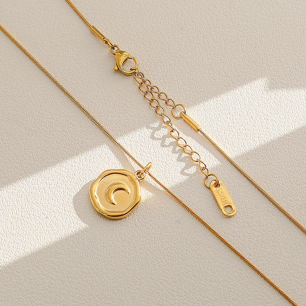 Wholesale Women's Ins Style Electroplated Stainless Steel Letter Round Pendant Necklace With Snake Bone Chain - Image 14