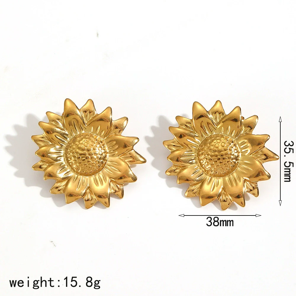 Wholesale Women's Ins Style Flower Pattern Titanium Steel And Stainless Steel Earrings With Pvd Furnace Vacuum Real Gold Plating - Image 6