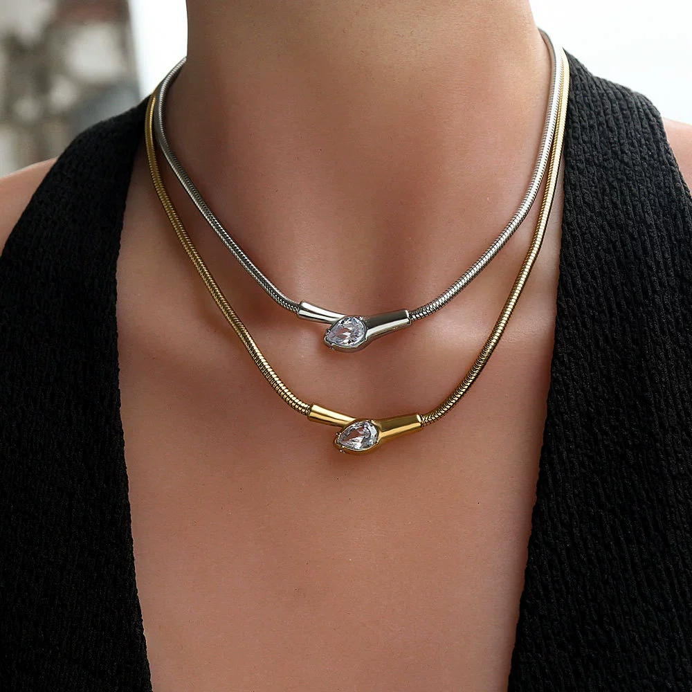 Wholesale Women's Ins Style Geometric Snake Head Stainless Steel Electroplated Snake Bone Chain Necklace
