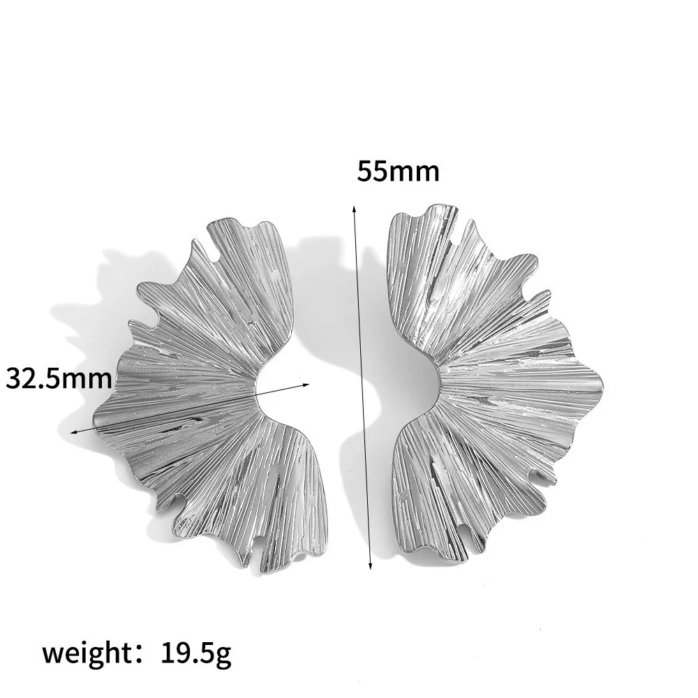 Wholesale Women's Ins Style Pleated Texture Titanium Steel And Stainless Steel Leaf Earrings With Pvd Furnace Vacuum Real Gold Plating - Image 7