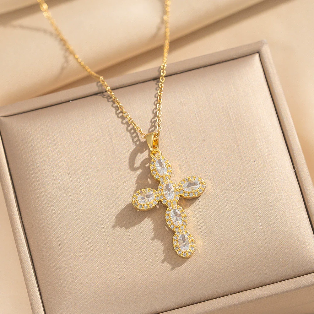 Wholesale Women's Jewelry Geometric 18K Gold Plated Titanium Steel Cross Pendant Ochain Necklace - Image 2
