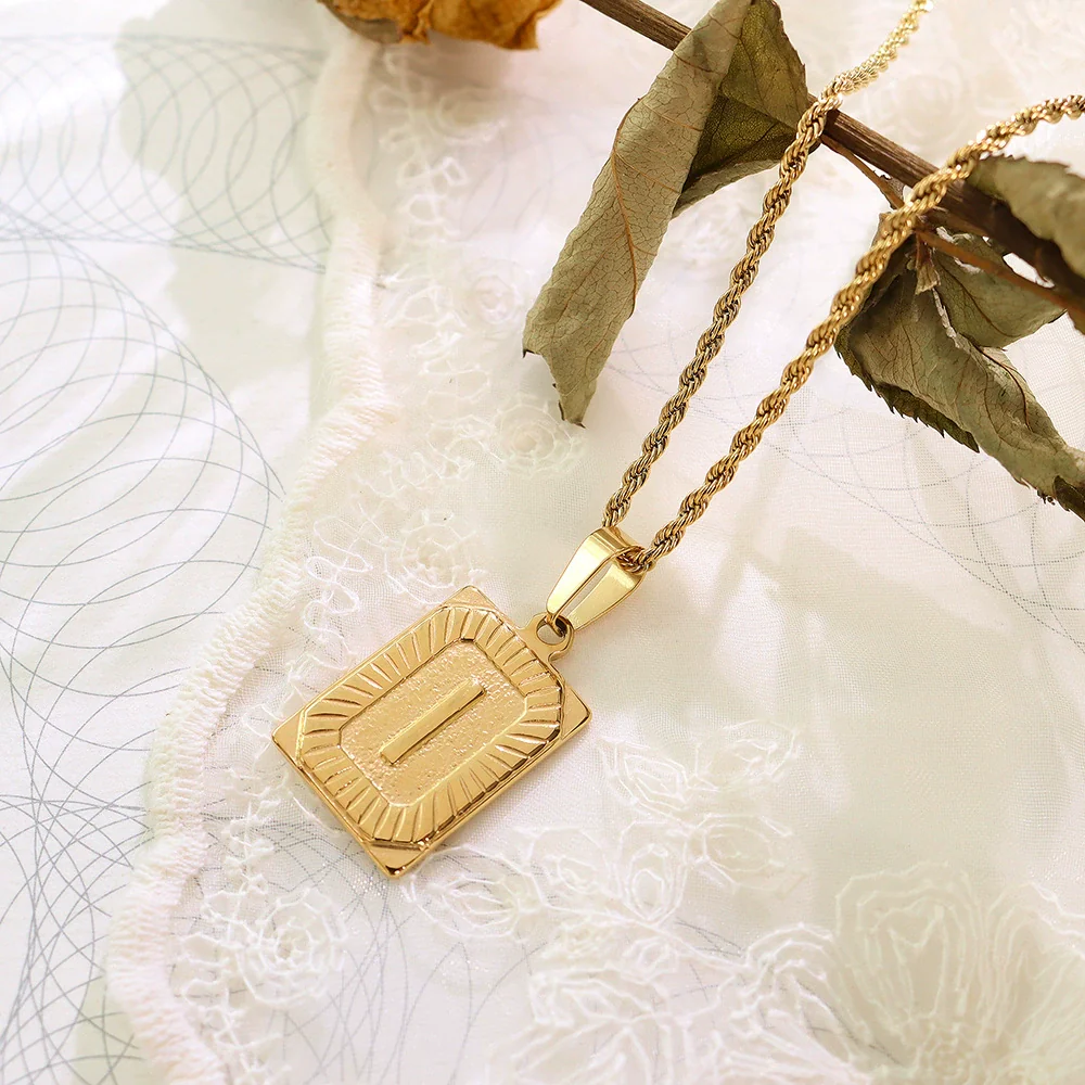 Wholesale Women's Jewelry 316L Stainless Steel Luxury Retro Necklace With Geometric Pattern And Electroplating Treatment - Image 14