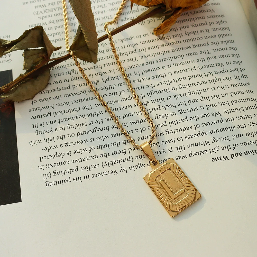 Wholesale Women's Jewelry 316L Stainless Steel Luxury Retro Necklace With Geometric Pattern And Electroplating Treatment - Image 17