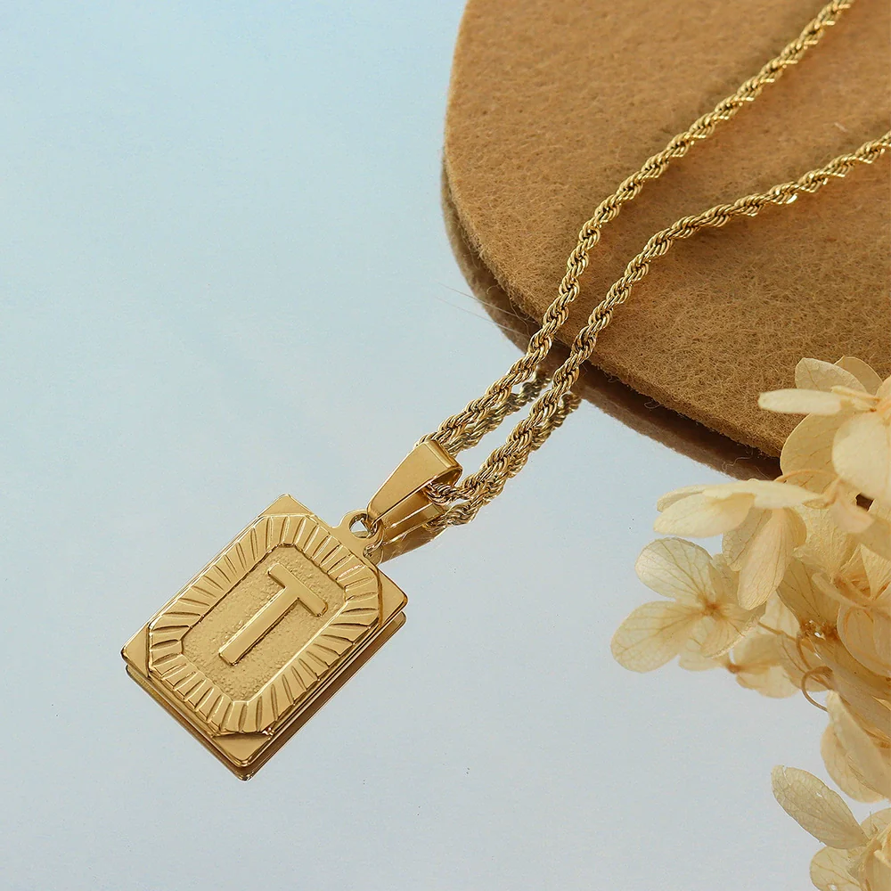 Wholesale Women's Jewelry 316L Stainless Steel Luxury Retro Necklace With Geometric Pattern And Electroplating Treatment - Image 25