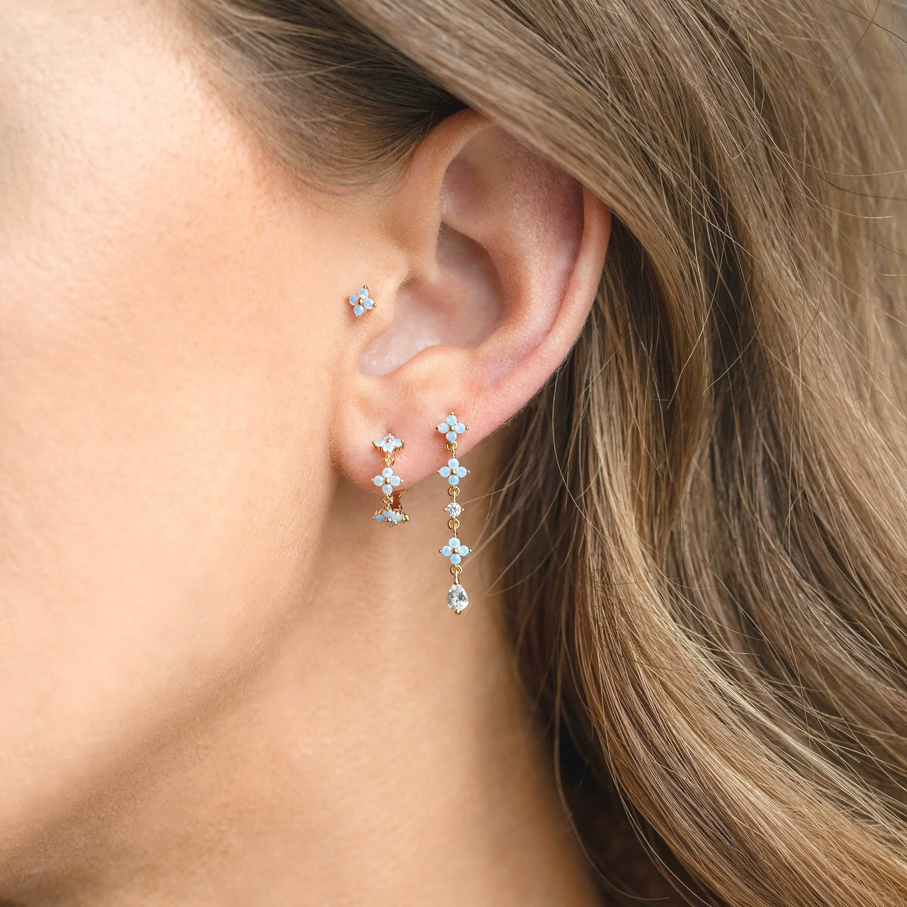 Wholesale Women's Light Luxury Brass Earrings With Flower Pattern And Real Gold Plated