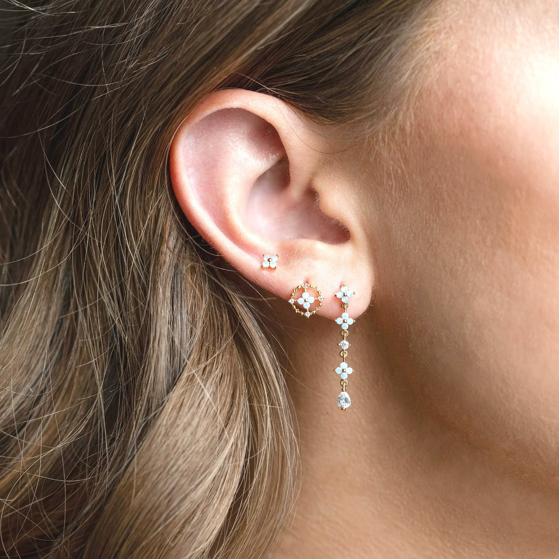 Wholesale Women's Light Luxury Brass Earrings With Flower Pattern And Real Gold Plated - Image 4