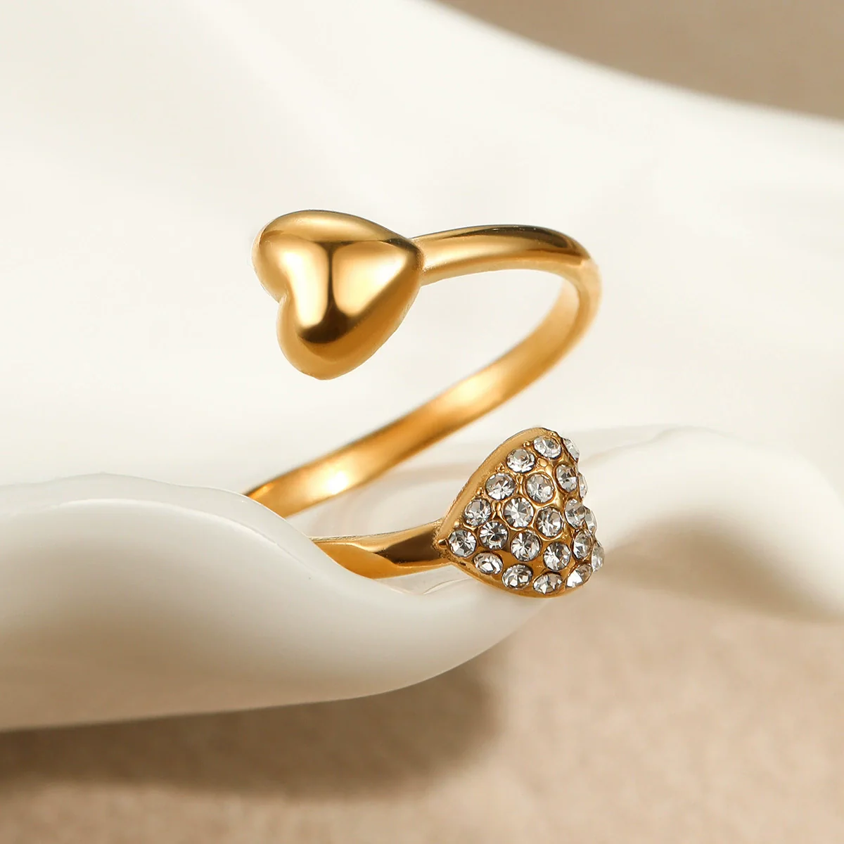 Wholesale Women's Light Luxury Cold Style Asymmetrical Heartshaped Stainless Steel Electroplated Open Ring - Image 3