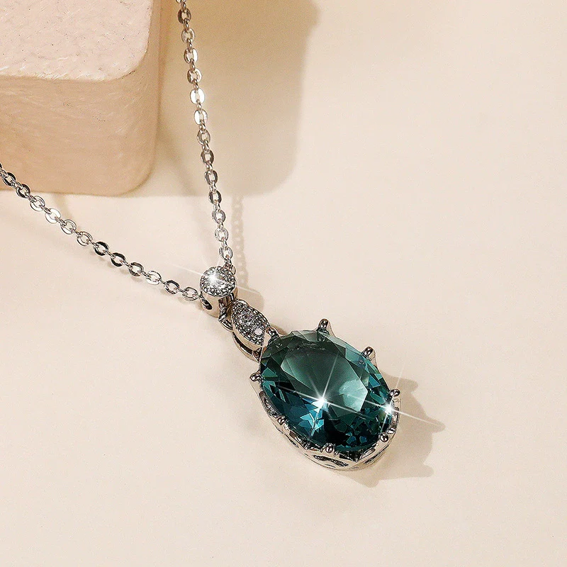 Wholesale Women's Light Luxury Copper Ochain Necklace With Oval Zircon And Mixed Gem Inlay Geometric Design - Image 4