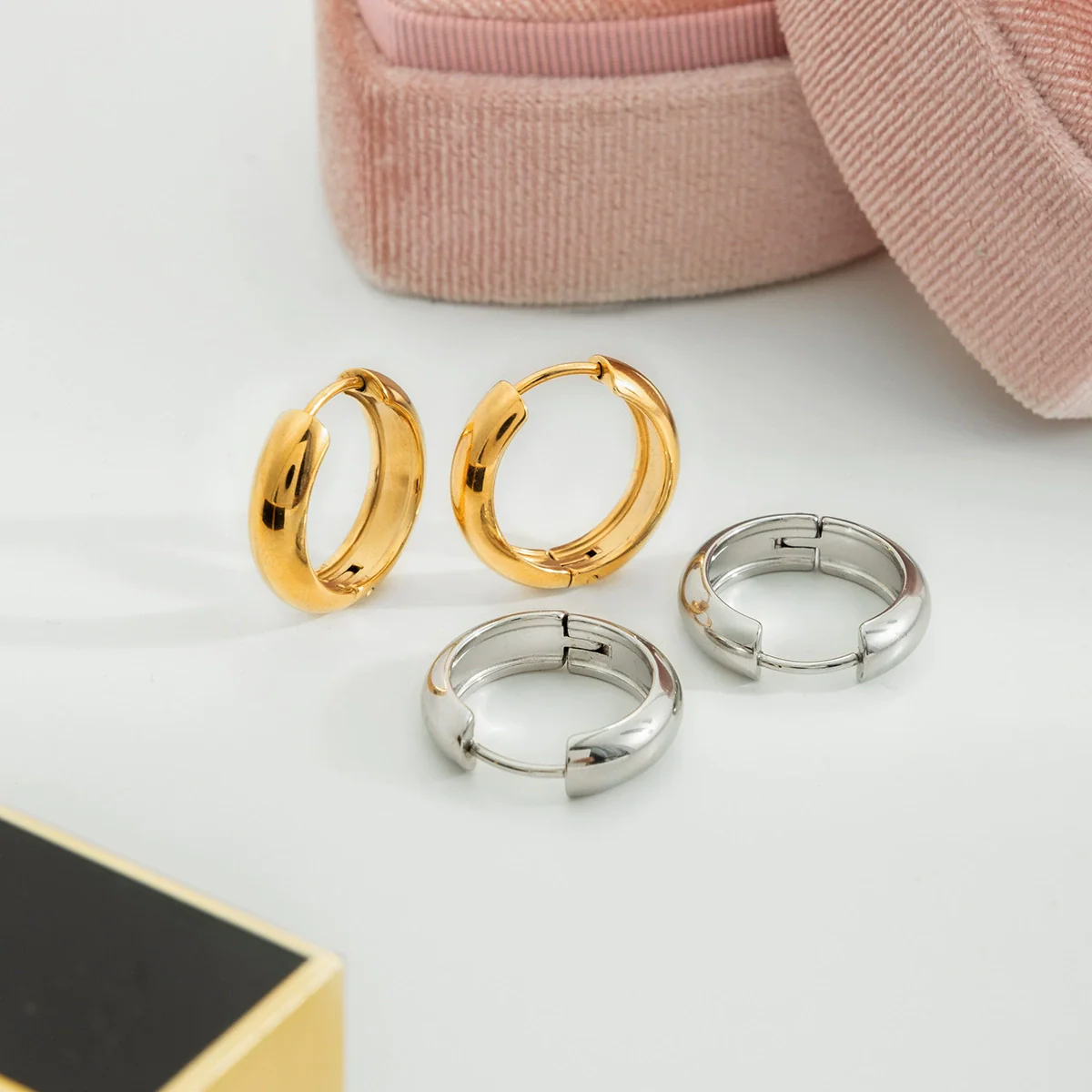 Wholesale Women's Light Luxury Geometric 18K Gold Electroplated Stainless Steel Earrings