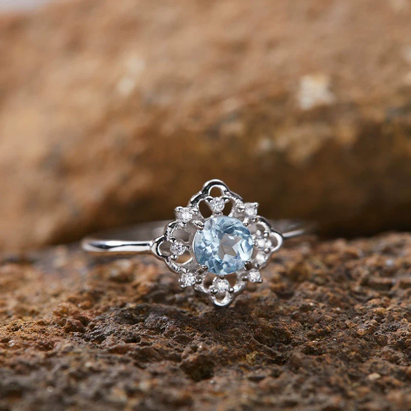 Wholesale Women's Light Luxury Geometric 925 Sterling Silver Ring Set With Gems - Image 13