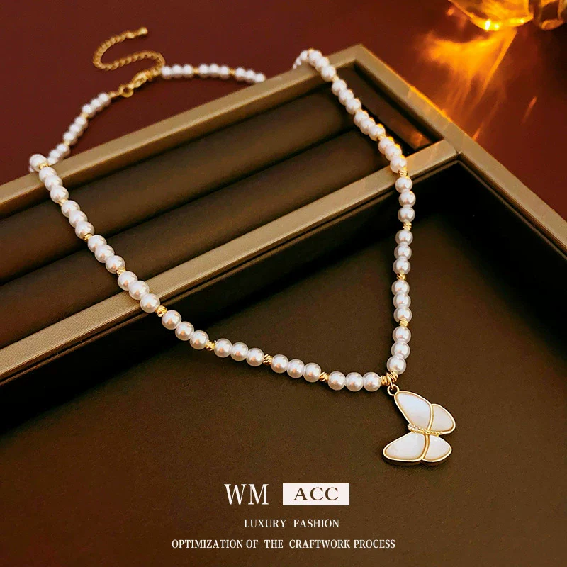 Wholesale Women's Light Luxury Geometric Animal Copper Alloy Real Gold Electroplated Fritillary Butterfly Pearl Necklace - Image 6