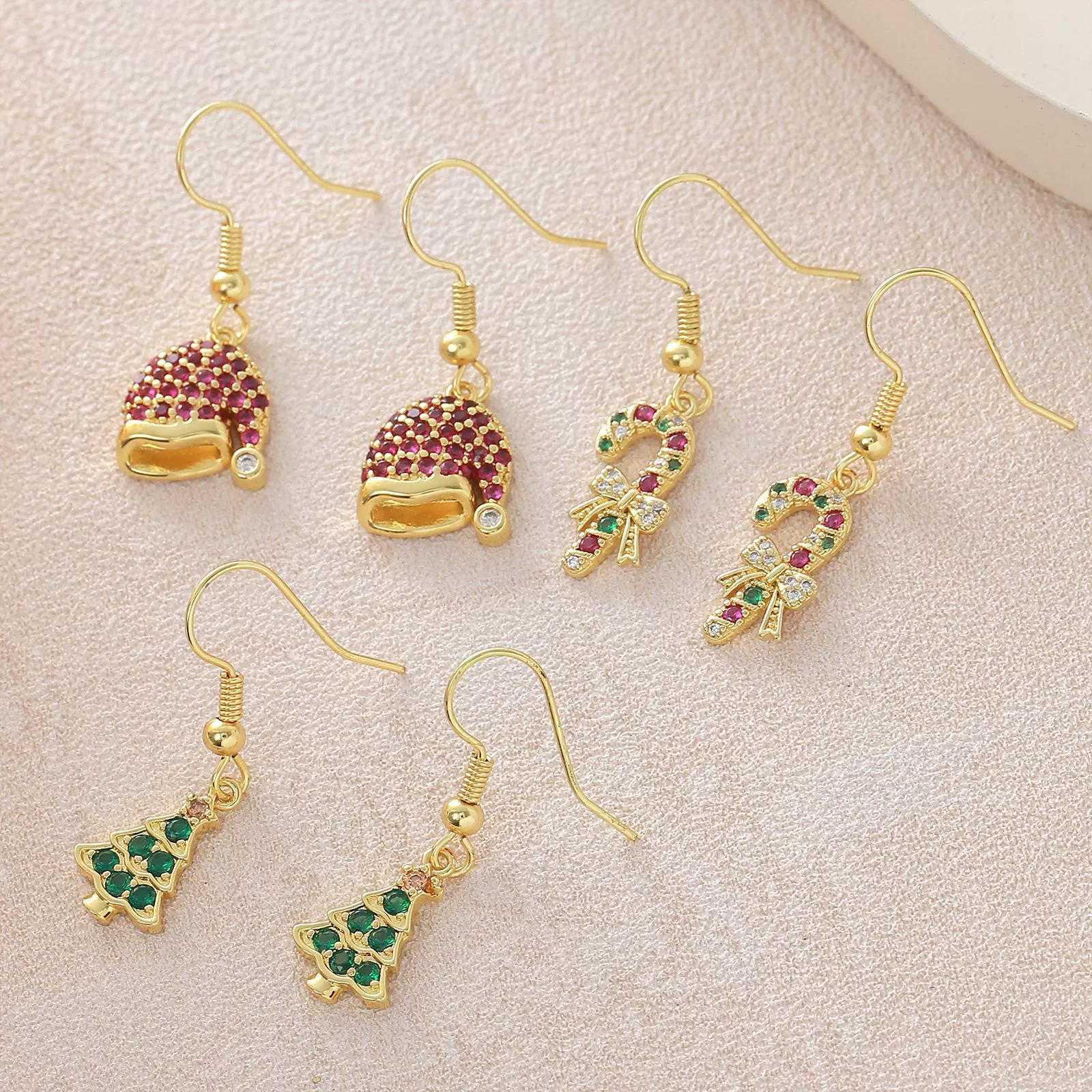 Wholesale Women's Light Luxury Geometric Copper Electroplated Earrings Inlaid With Colored Zirconium - Image 2