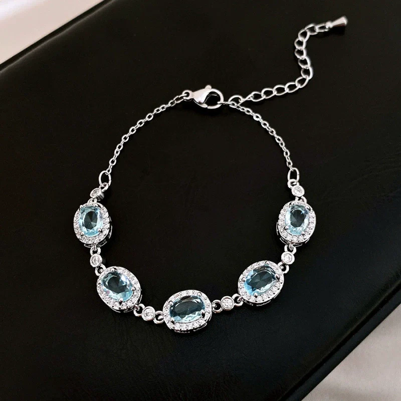 Wholesale Women's Light Luxury Geometric Copper Plastic Zircon Bracelet - Image 29