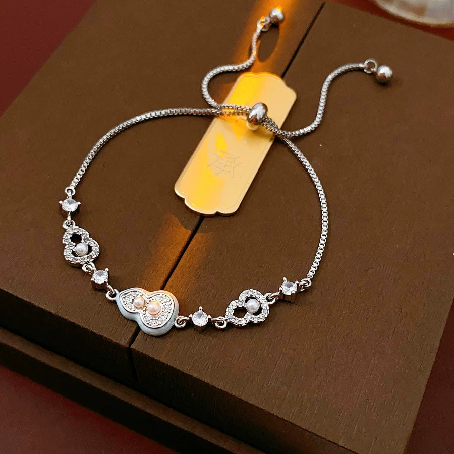 Wholesale Women's Light Luxury Geometric Copper Plastic Zircon Bracelet - Image 31