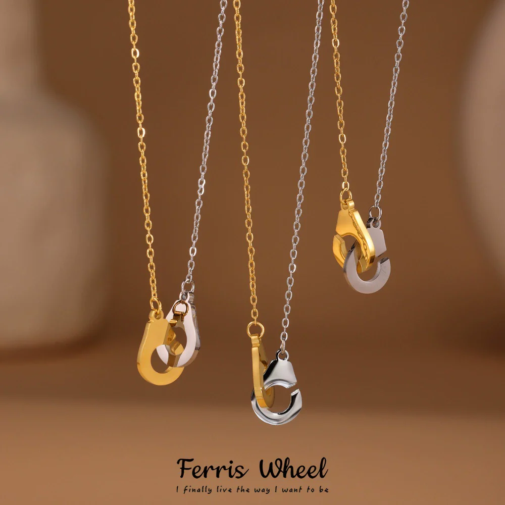 Wholesale Women's Light Luxury Geometric Ferris Wheel Handcuff Pendant Stainless Steel And Titanium Steel Electroplated Clavicle Chain Necklace