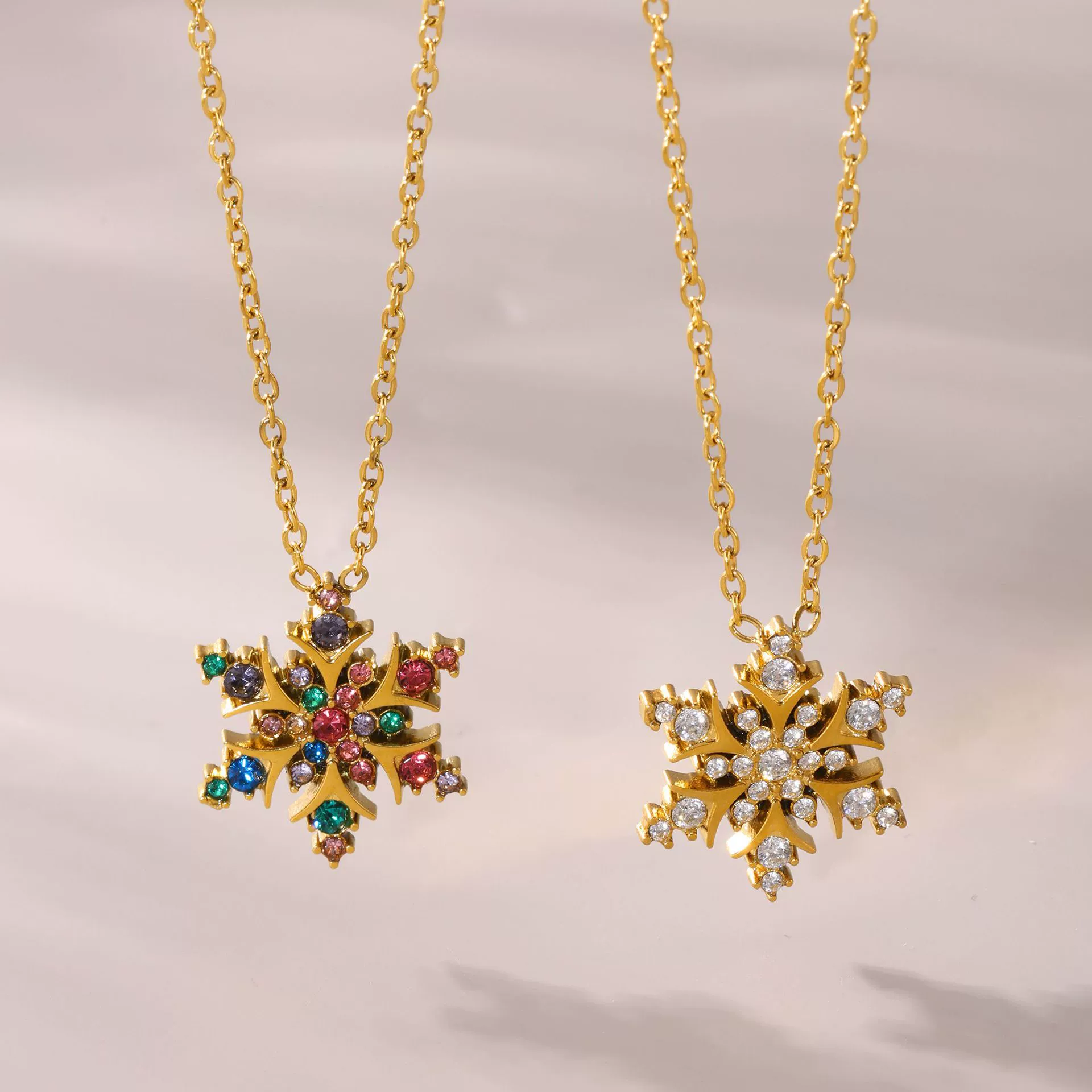 Wholesale Women's Light Luxury Geometric Ferris Wheel Snowflake Zircon Stainless Steel Pendant Clavicle Necklace With 18K Gold Pvd Plating - Image 4