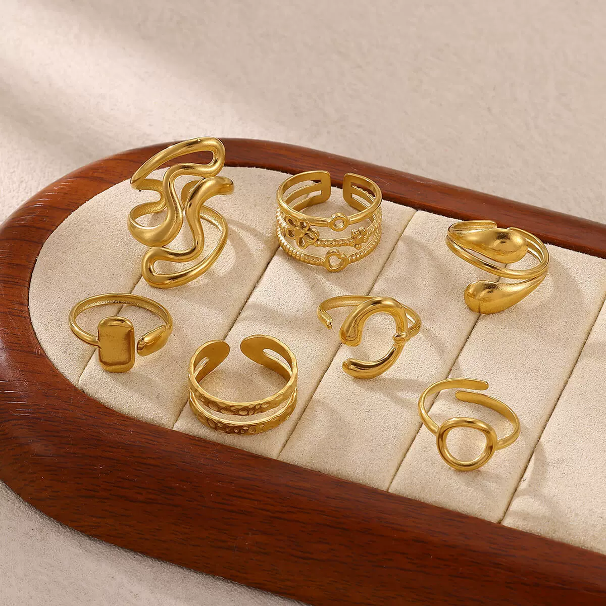 Wholesale Women's Light Luxury Geometric Fruit Inlaid With Gold Stainless Steel Titanium Steel Ring Accessories - Image 4