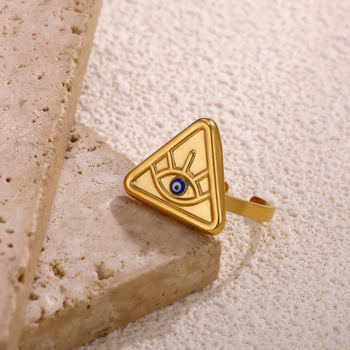 Wholesale Women's Light Luxury Geometric Fruit Shape Stainless Steel Gold Inlaid Ring - Image 3