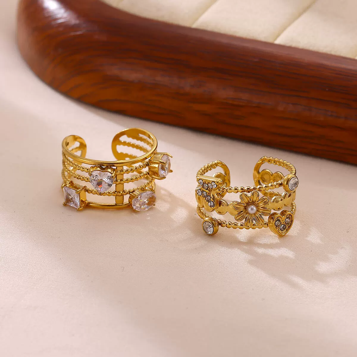 Wholesale Women's Light Luxury Geometric Fruitshaped Zirconinlaid Stainless Steel Goldinlaid Open Ring Accessories