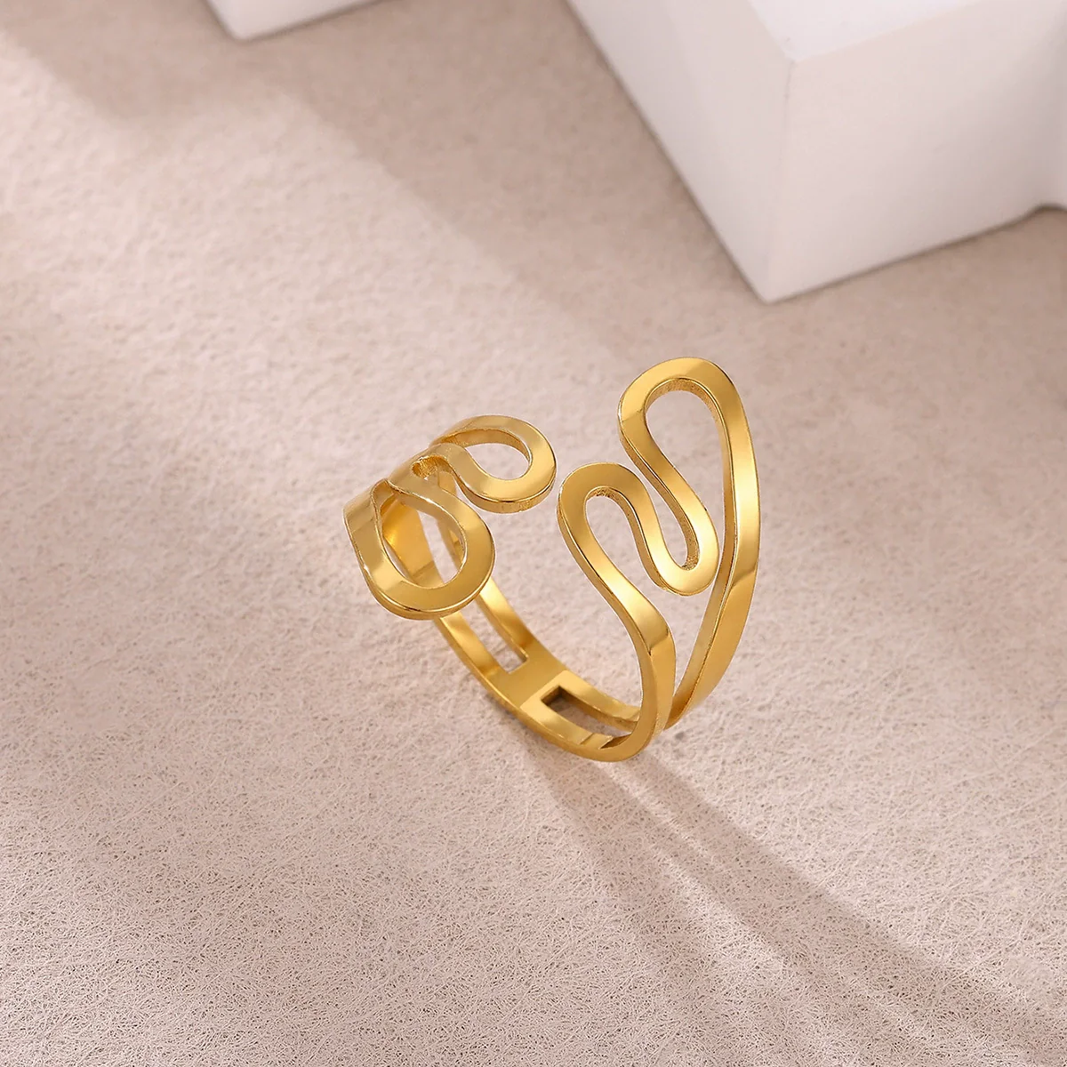 Wholesale Women's Light Luxury Geometric Lines Inlaid With Gold Stainless Steel Open Ring Hand Jewelry - Image 2