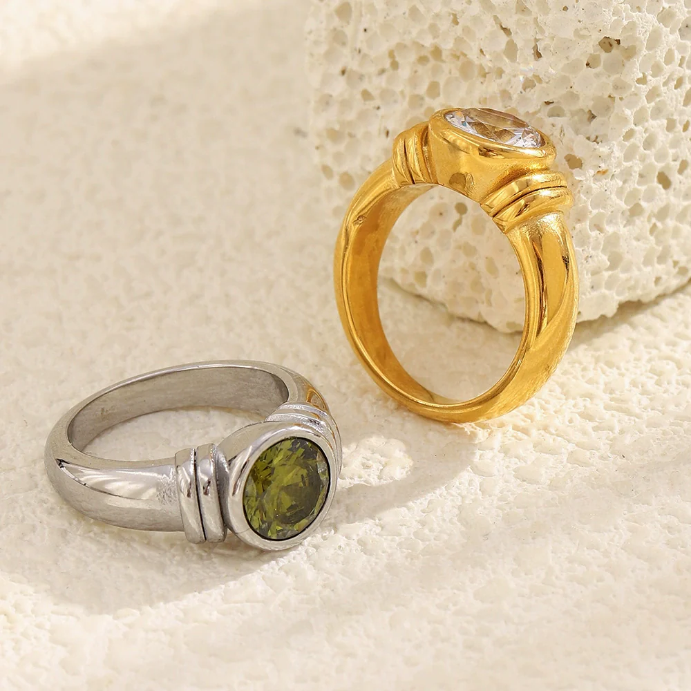 Wholesale Women's Light Luxury Geometric Stainless Steel 18K Gold Plated Ring Hand Jewelry