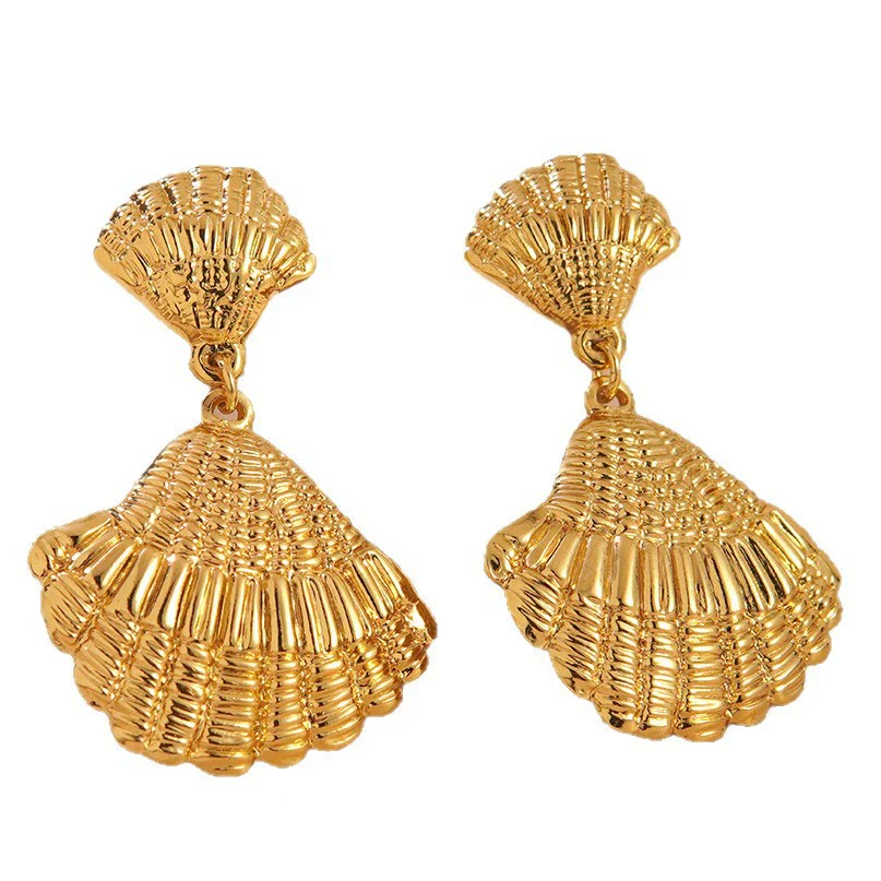 Wholesale Women's Light Luxury Geometric Stainless Steel Goldplated Shell Earrings - Image 5