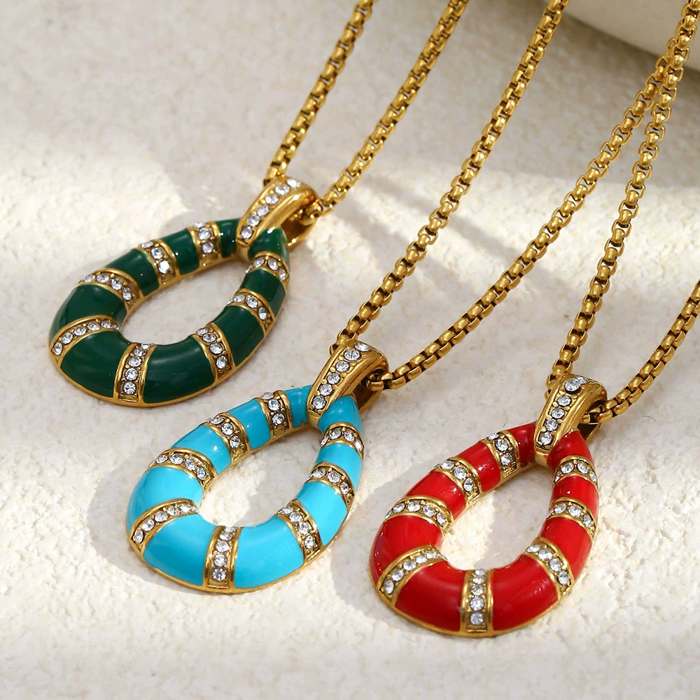 Wholesale Women's Light Luxury Geometric Stainless Steel Vacuum Plated Pendant Necklace