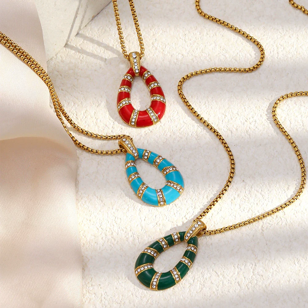 Wholesale Women's Light Luxury Geometric Stainless Steel Vacuum Plated Pendant Necklace - Image 3
