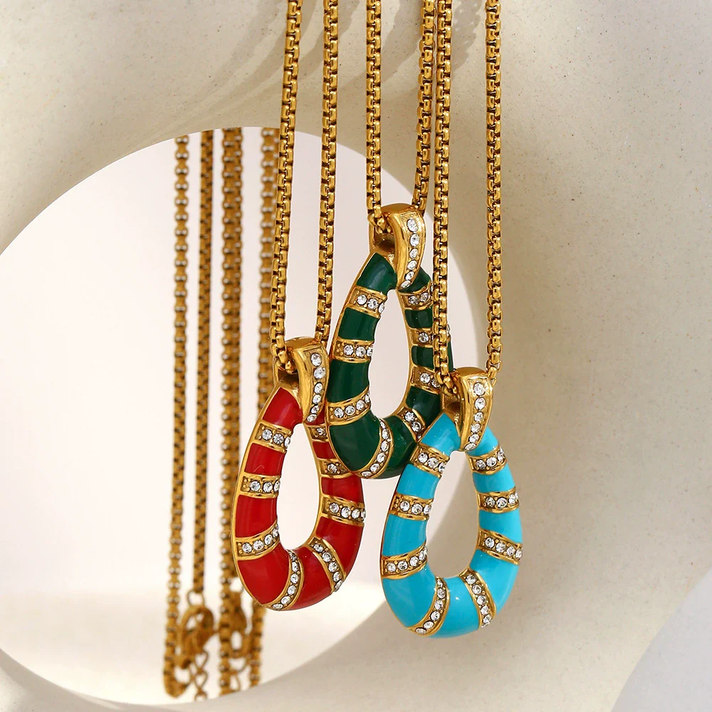 Wholesale Women's Light Luxury Geometric Stainless Steel Vacuum Plated Pendant Necklace - Image 4