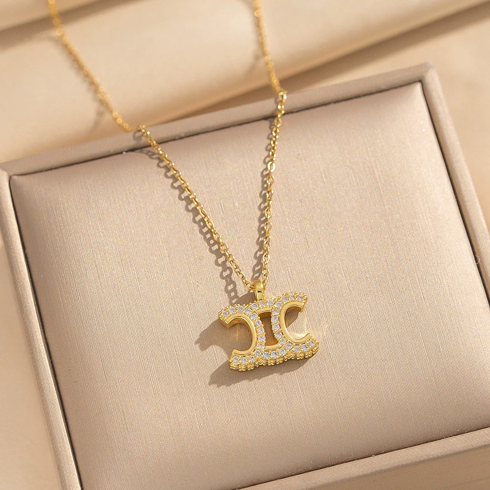 Wholesale Women's Light Luxury Gold Plated Arc De Triomphe Pendant Necklace With Copper Inlaid Zircon And Titanium Steel O Word Chain - Image 2