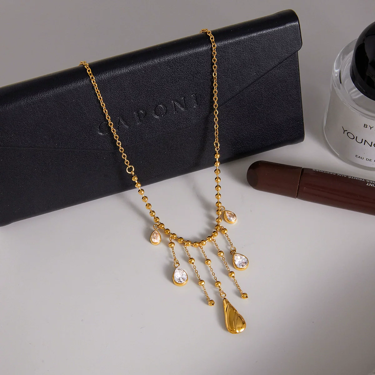Wholesale Women's Light Luxury Minimalist Geometric Drop Shape Stainless Steel Electroplated Tassel Necklace - Image 4