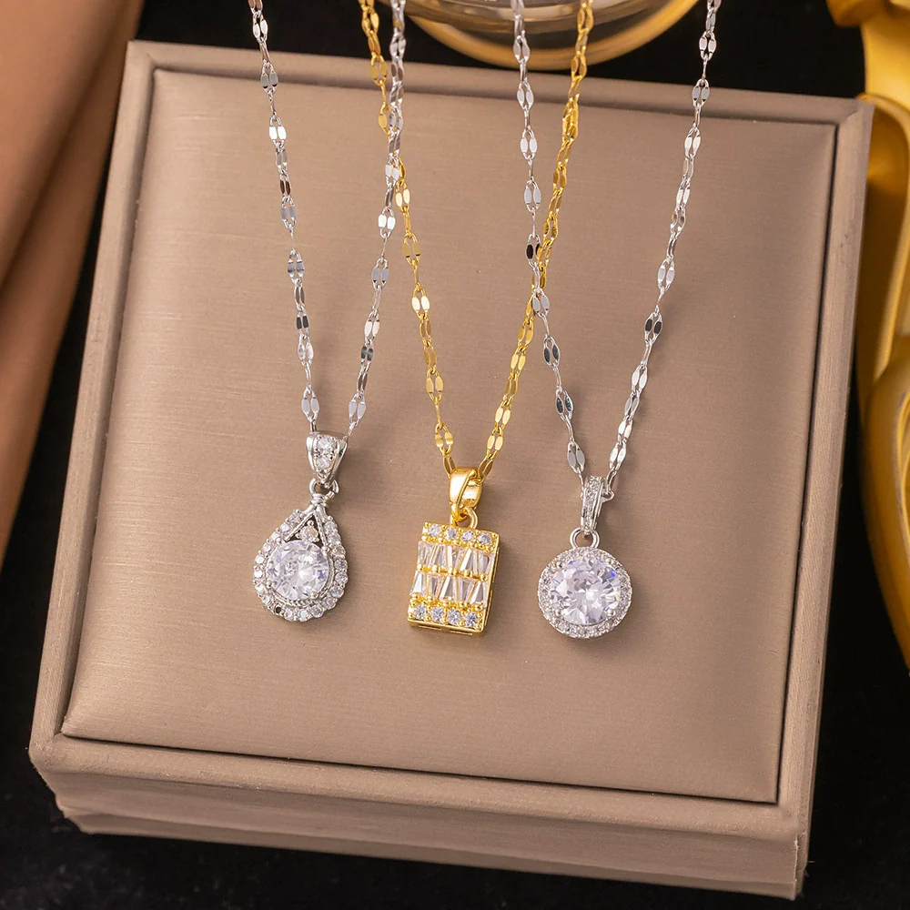 Wholesale Women's Light Luxury Minimalist Heart Shape Copper Electroplated Clavicle Chain Necklace