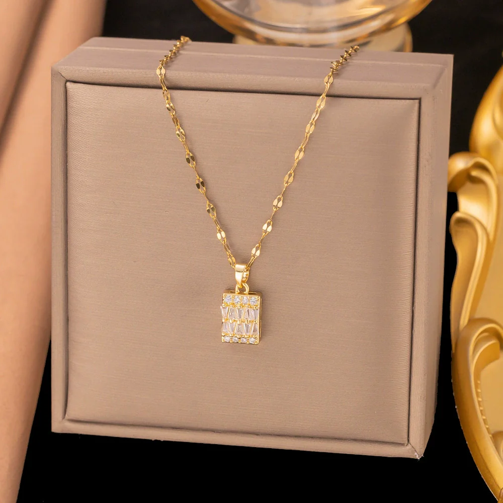 Wholesale Women's Light Luxury Minimalist Heart Shape Copper Electroplated Clavicle Chain Necklace - Image 6