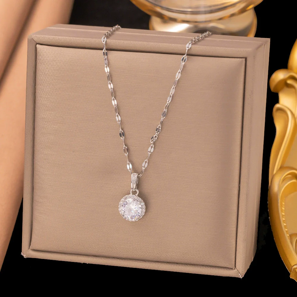 Wholesale Women's Light Luxury Minimalist Heart Shape Copper Electroplated Clavicle Chain Necklace - Image 8