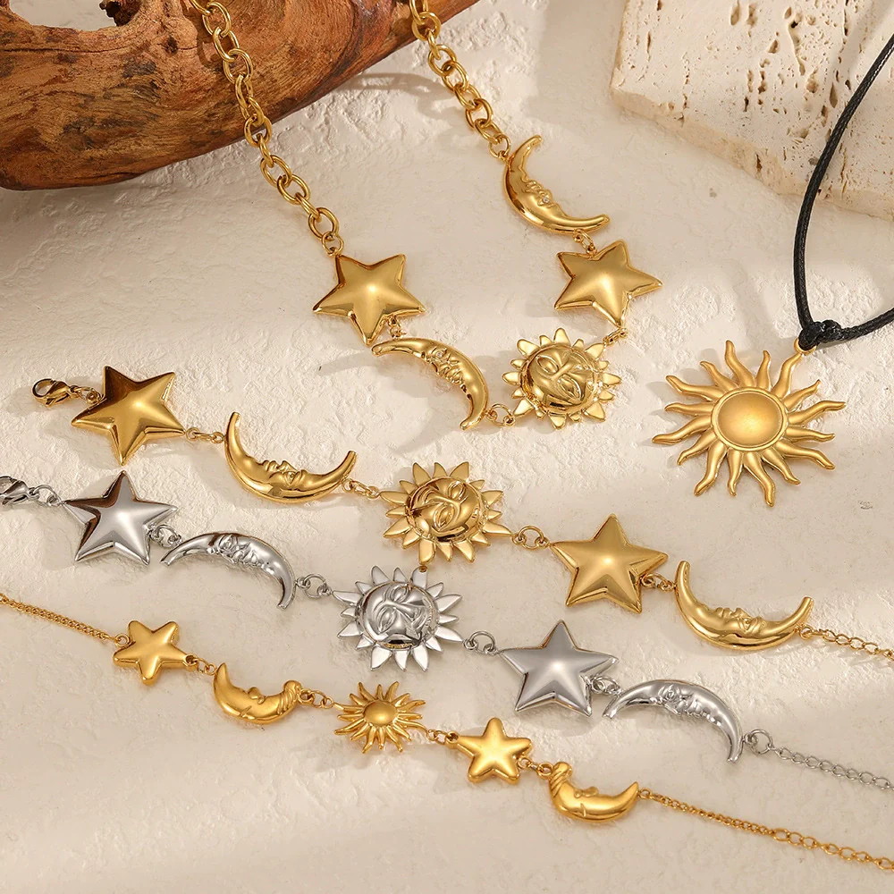 Wholesale Women's Light Luxury Minimalist Star Shape Real Gold Plated Stainless Steel Jewelry Set Necklace Bracelet