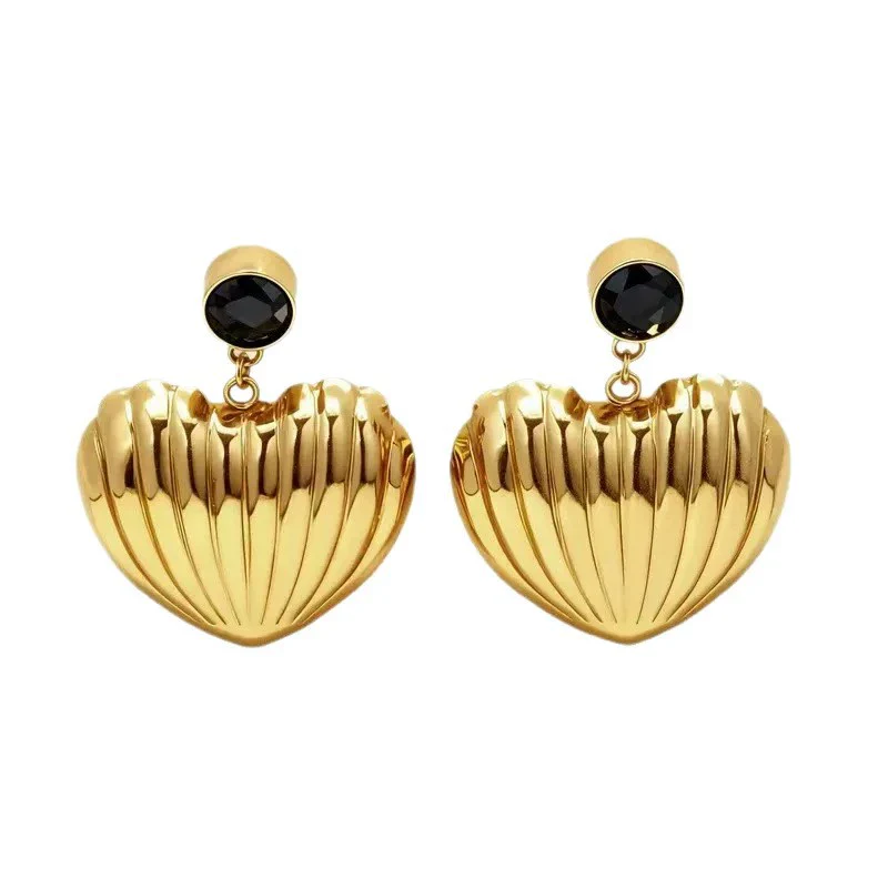 Wholesale Women's Light Luxury Retro Heartshaped Stainless Steel Electroplated Earrings - Image 5