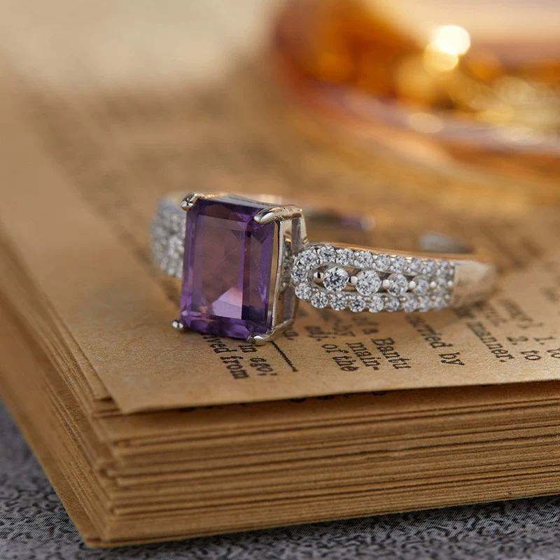 Wholesale Women's Light Luxury S925 Sterling Silver Ring Inlaid With Natural Amethyst And Geometric Crystal Cube Sugar Design