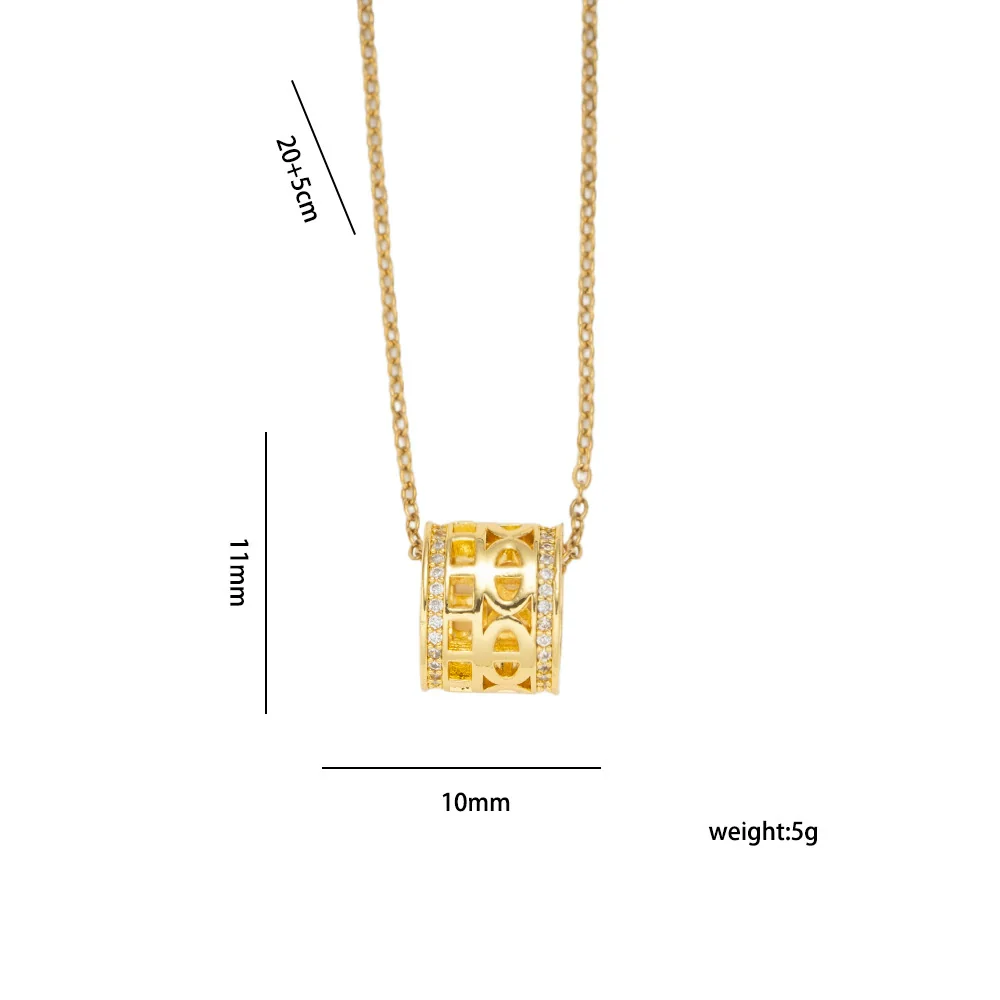 Wholesale Women's Light Luxury Small Waist Pig Nose Necklace With Zircon Inlay 18K Gold Plated Copper O Word Chain - Image 4