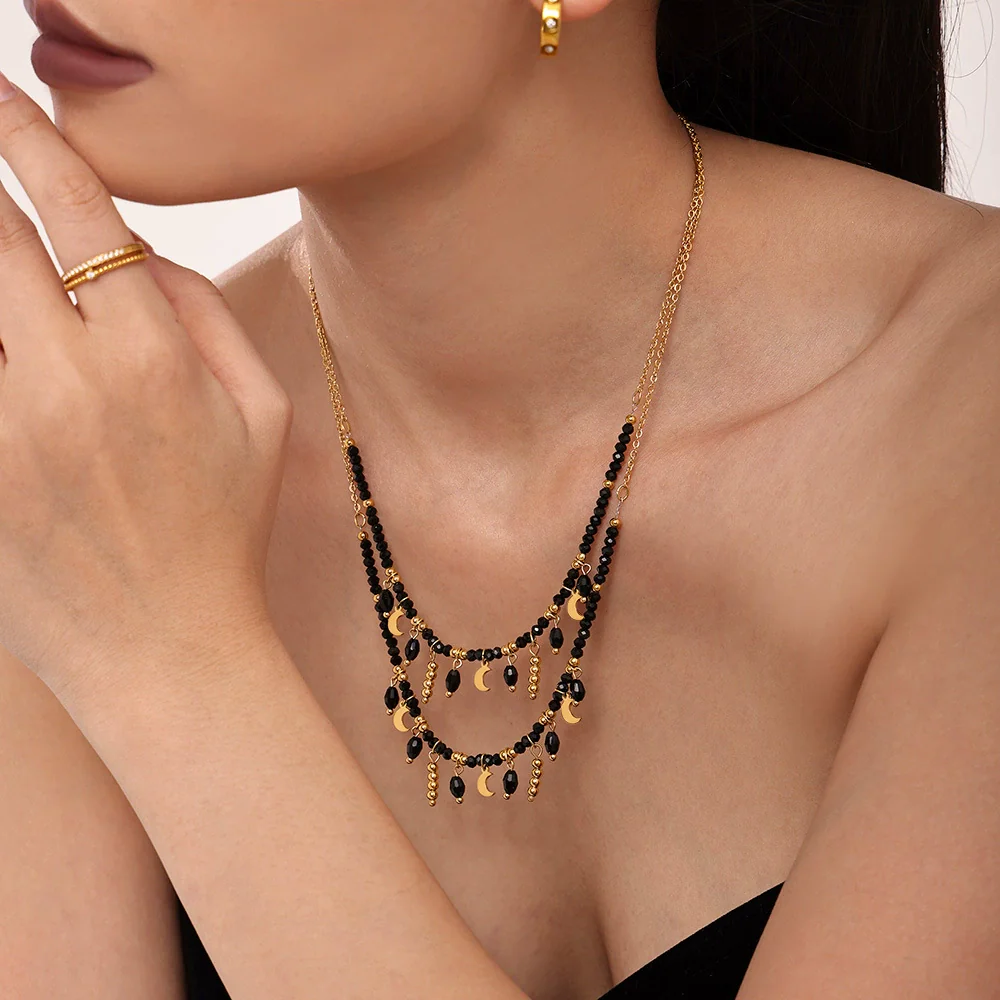 Wholesale Women's Light Luxury Stainless Steel Black Crystal Geometric Tassel Moon Collarbone Necklace With Electroplating - Image 2