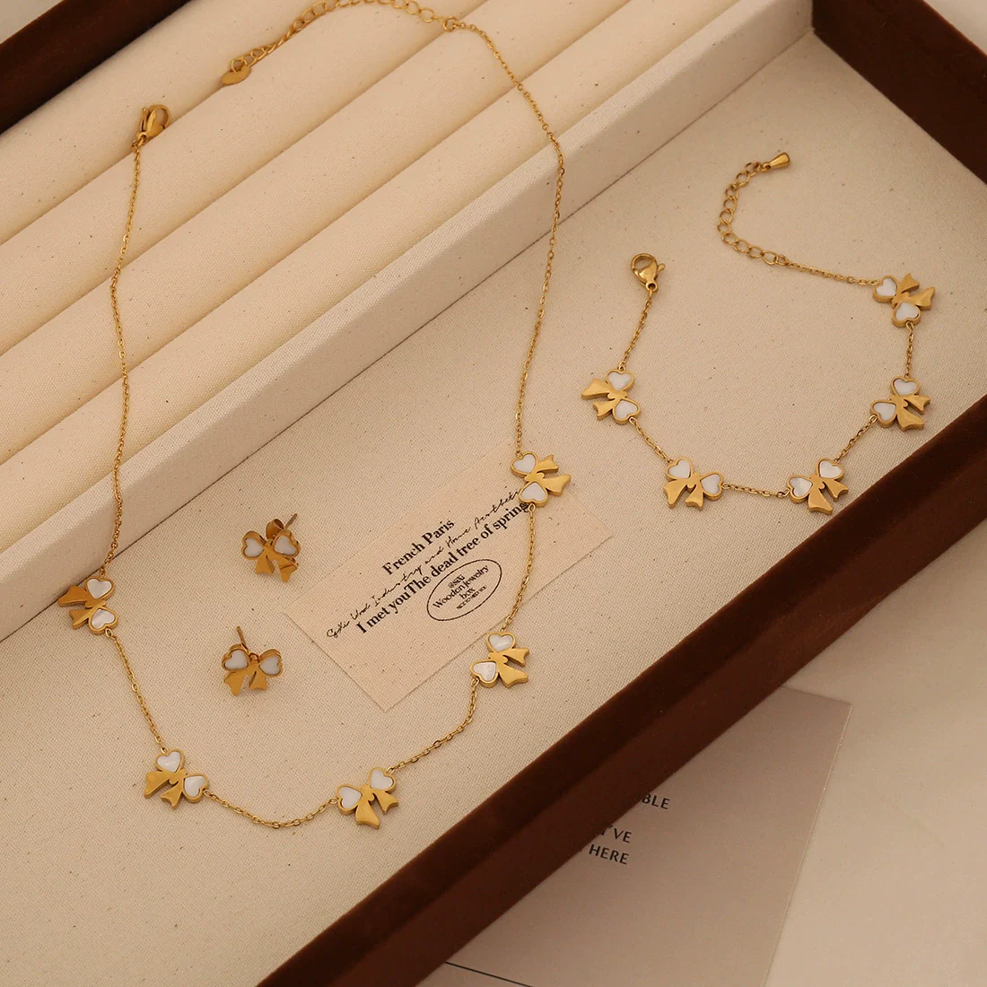 Wholesale Women's Light Luxury Style Flower Shape Real Gold Plated Stainless Steel Necklace Set - Image 3