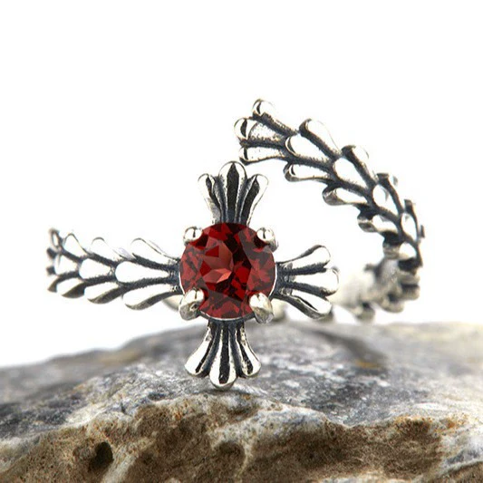 Wholesale Women's Light Luxury Style Flower Shaped S925 Sterling Silver Natural Garnet Inlaid Ring Jewelry - Image 2
