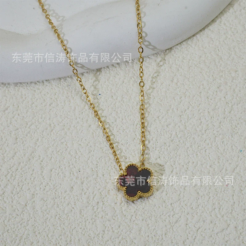 Wholesale Women's Light Luxury Style Stainless Steel And Titanium Steel Electroplated Geometric Five Leaf Clover And Flower Pendant Clavicle Necklace - Image 20