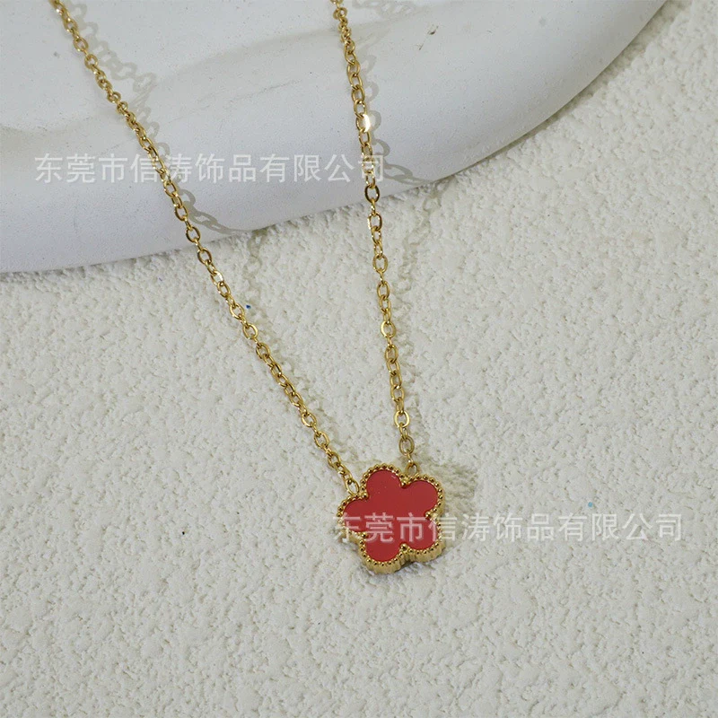 Wholesale Women's Light Luxury Style Stainless Steel And Titanium Steel Electroplated Geometric Five Leaf Clover And Flower Pendant Clavicle Necklace - Image 8